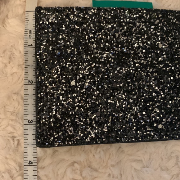 EUC Kate Spade Card Holder! - Picture 3 of 4